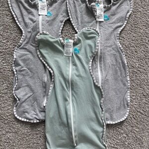 Love to Dream Swaddle Set - 3 swaddles- Gray and Mint EUC